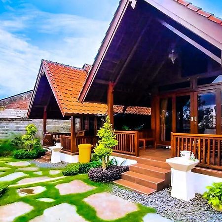 Andung Andung Villa And Resto Banyuwangi  Ngoại thất bức ảnh