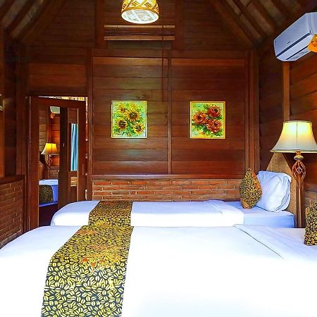 Andung Andung Villa And Resto Banyuwangi  Ngoại thất bức ảnh